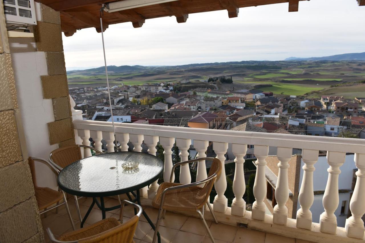 Hotel Rural El Castillo Larraga Екстериор снимка