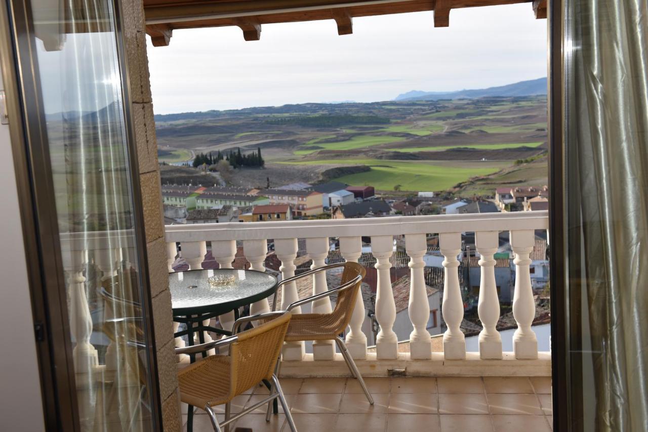 Hotel Rural El Castillo Larraga Екстериор снимка