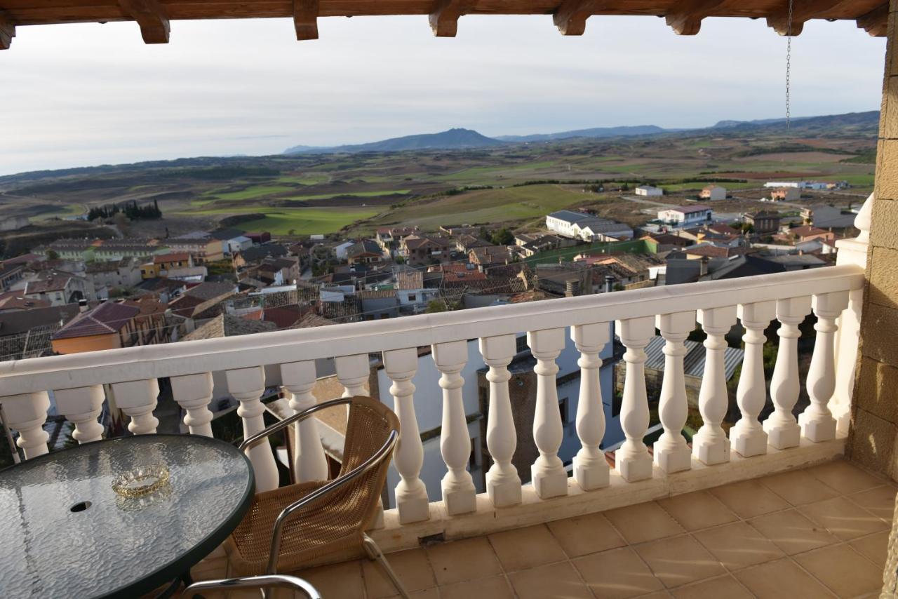 Hotel Rural El Castillo Larraga Екстериор снимка