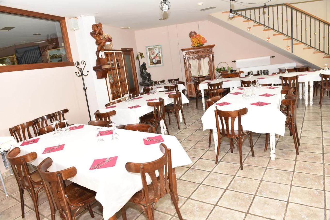 Hotel Rural El Castillo Larraga Екстериор снимка