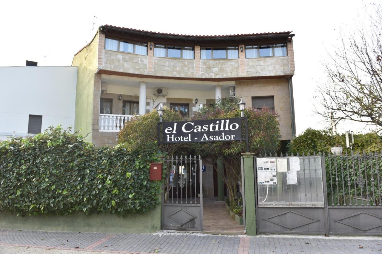 Hotel Rural El Castillo Larraga Екстериор снимка