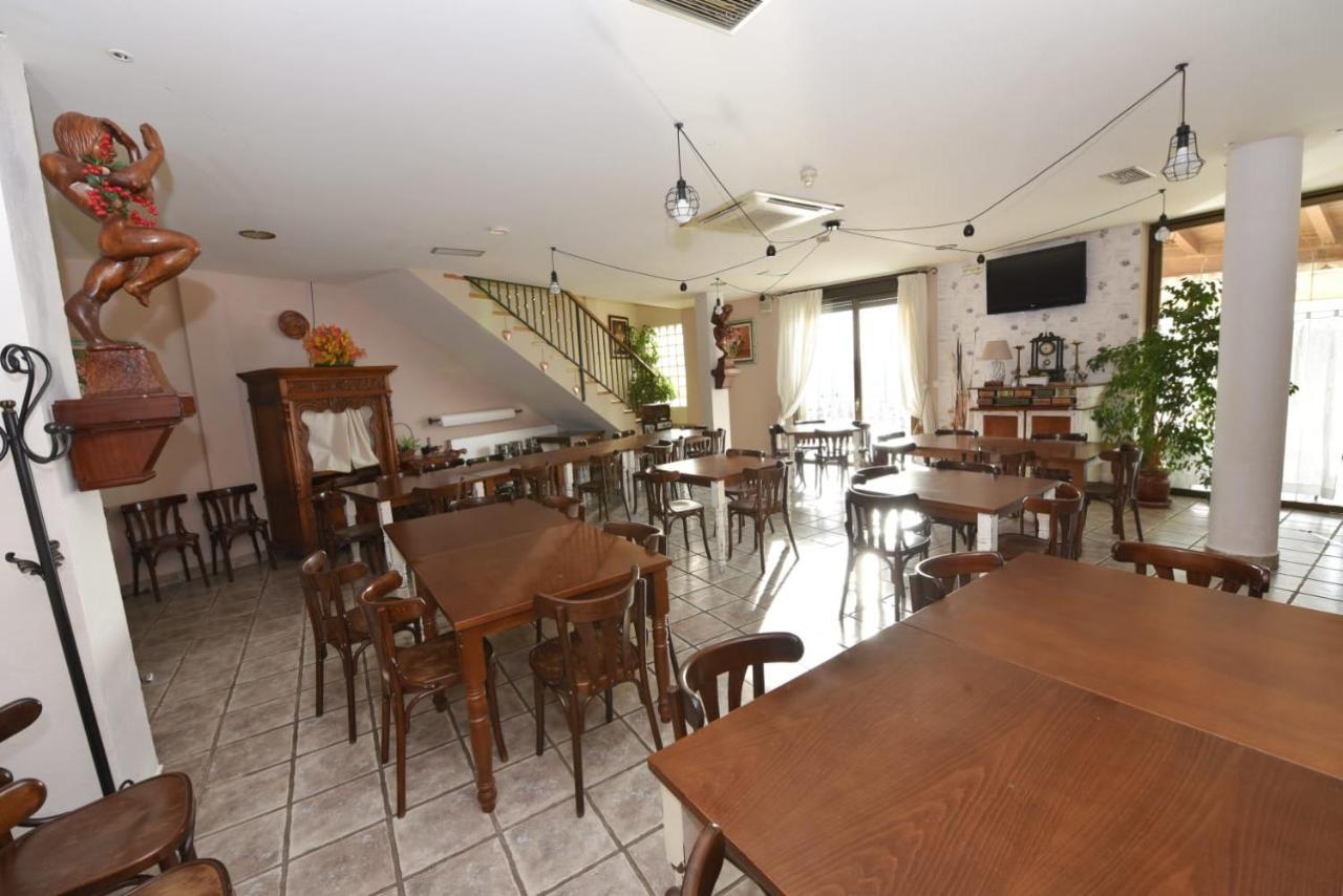 Hotel Rural El Castillo Larraga Екстериор снимка