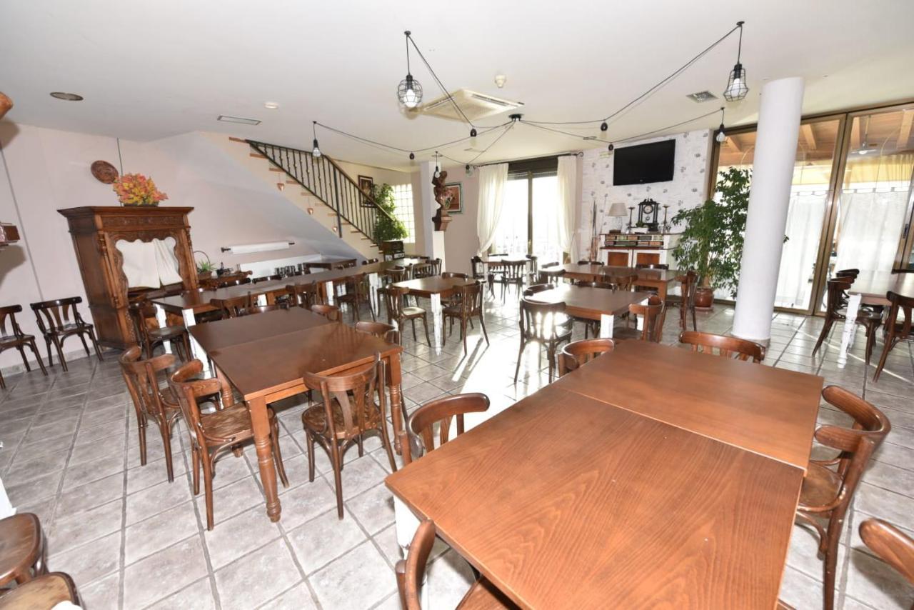 Hotel Rural El Castillo Larraga Екстериор снимка