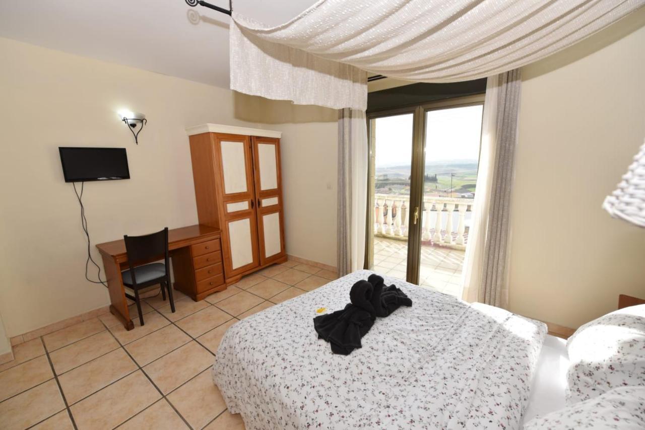 Hotel Rural El Castillo Larraga Екстериор снимка