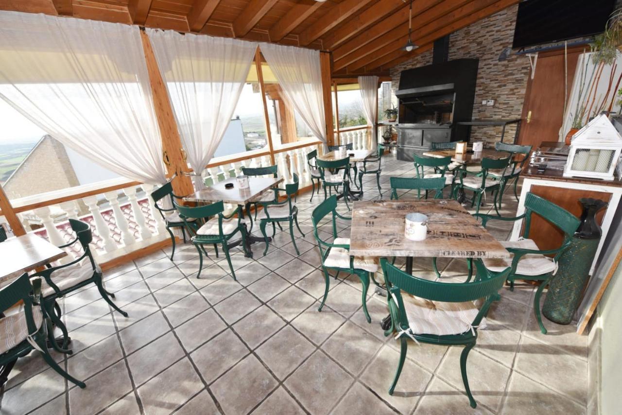 Hotel Rural El Castillo Larraga Екстериор снимка